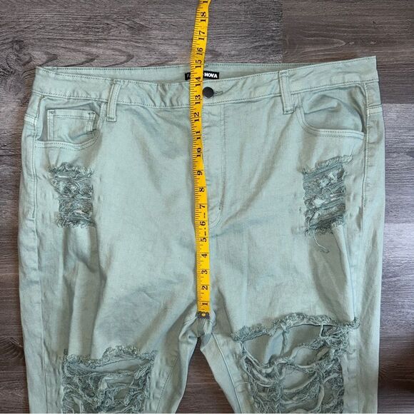 Fashion Nova Fray What You Mean Flare Leg Jeans 20 - Picture 8 of 10